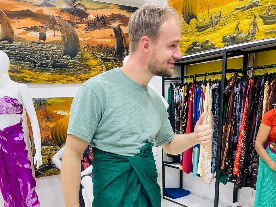 batik factory and shop galle